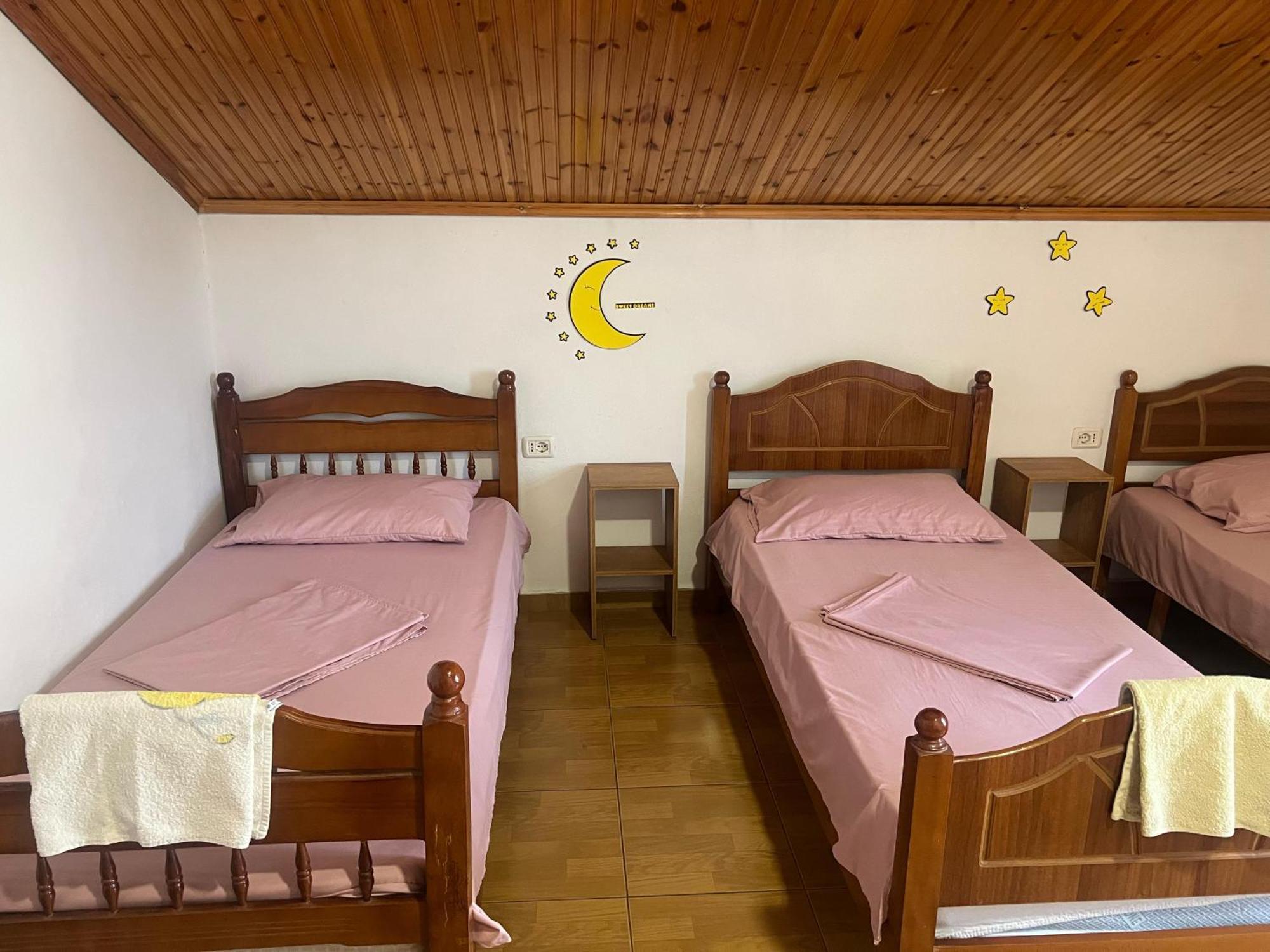 Happy Corner Guest House Shkodër Dış mekan fotoğraf